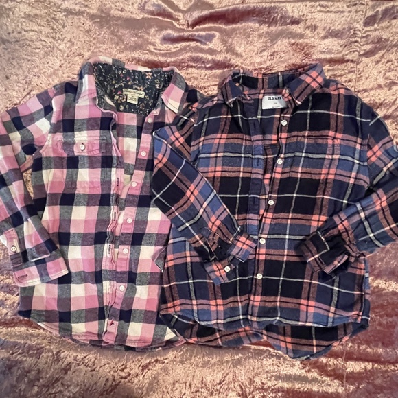 (2) Girls Button up Flannel Shirts, Size 8 - Picture 1 of 5